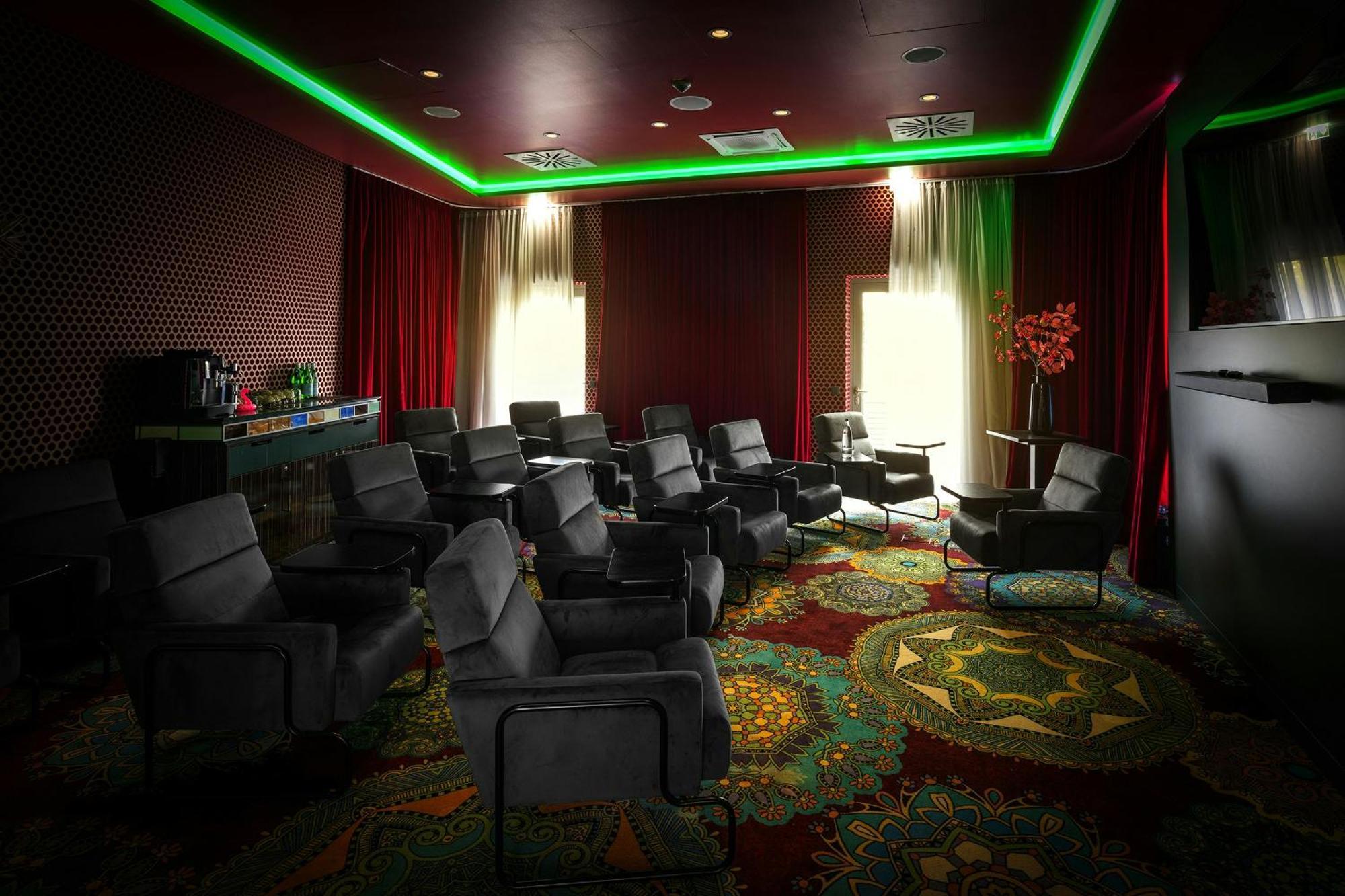 Nyx Hotel Munich By Leonardo Hotels, Munich